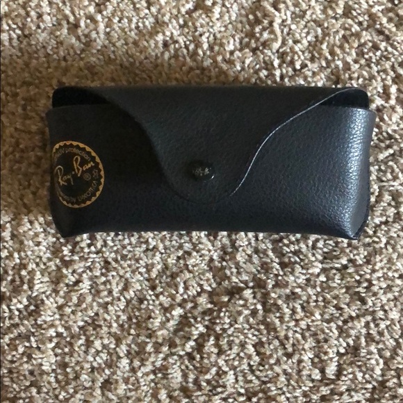 Ray-Ban Accessories - Sunglasses